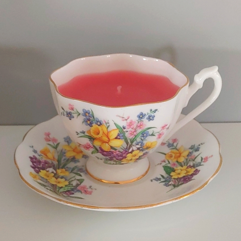 Teacup candle